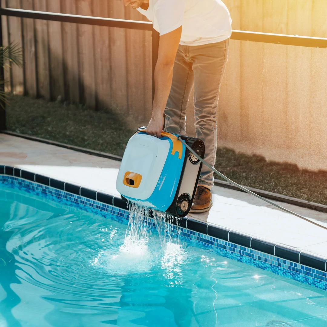 Aqua Products - EVO 604 Robotic Pool Cleaner 13 Aqua Products - EVO 604 Robotic Pool Cleaner - Image 13