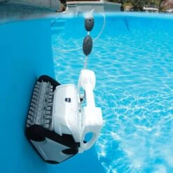 Polaris - P825 Robotic Pool Cleaner -Equipment Pools P825 Robotic Pool Cleaner 14