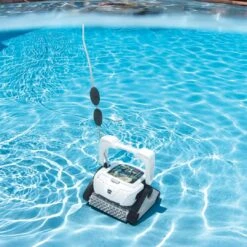 Polaris - P825 Robotic Pool Cleaner -Equipment Pools P825 Robotic Pool Cleaner 15