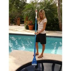Water Tech - Pool Blaster Aqua Broom Battery Operated Pool Cleaner 31 Water Tech - Pool Blaster Aqua Broom Battery Operated Pool Cleaner -Equipment Pools Pool Blaster Aqua Broom Battery Operated Pool Cleaner 11