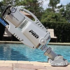 Water Tech - Pool Blaster Pro 900 Cordless Commercial Pool Vacuum -Equipment Pools Pool Blaster Pro 900 Cordless Commercial Pool Vacuum 11