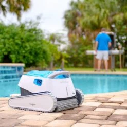 Dolphin - Proteus DX4 Robotic Pool Cleaner With PowerStream Technology 26 Dolphin - Proteus DX4 Robotic Pool Cleaner With PowerStream Technology -Equipment Pools Proteus DX4 Robotic Pool Cleaner with PowerStream Technology 8